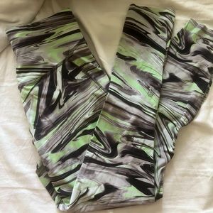 Lululemon running tights with pocket